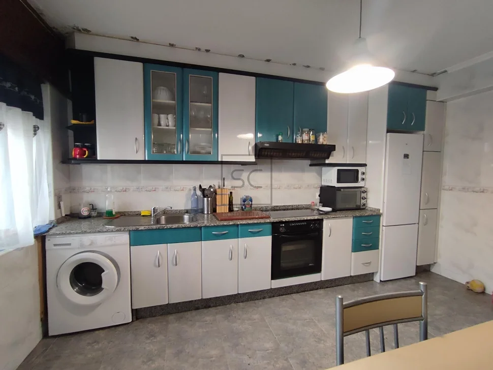 Tercero sin ascensor en jubia (narón)