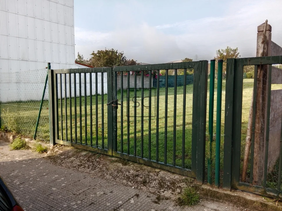Finca edificable en sta mariña-ferrol