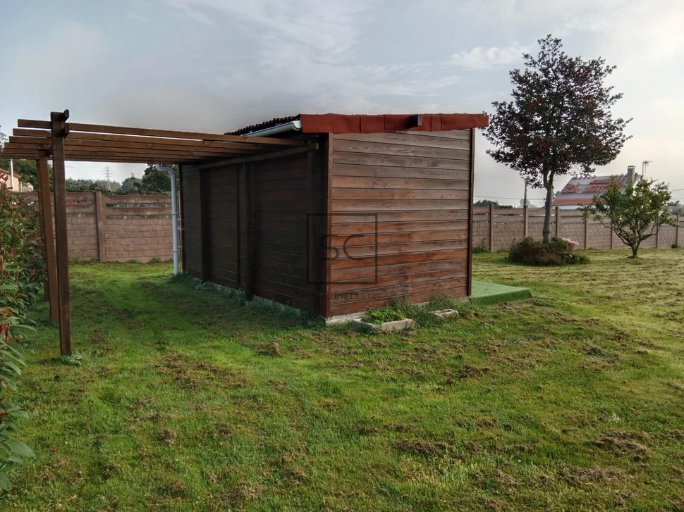 Finca edificable en sta mariña-ferrol