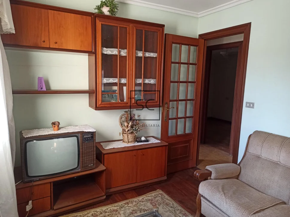 Casa con finca en serantes-ferrol