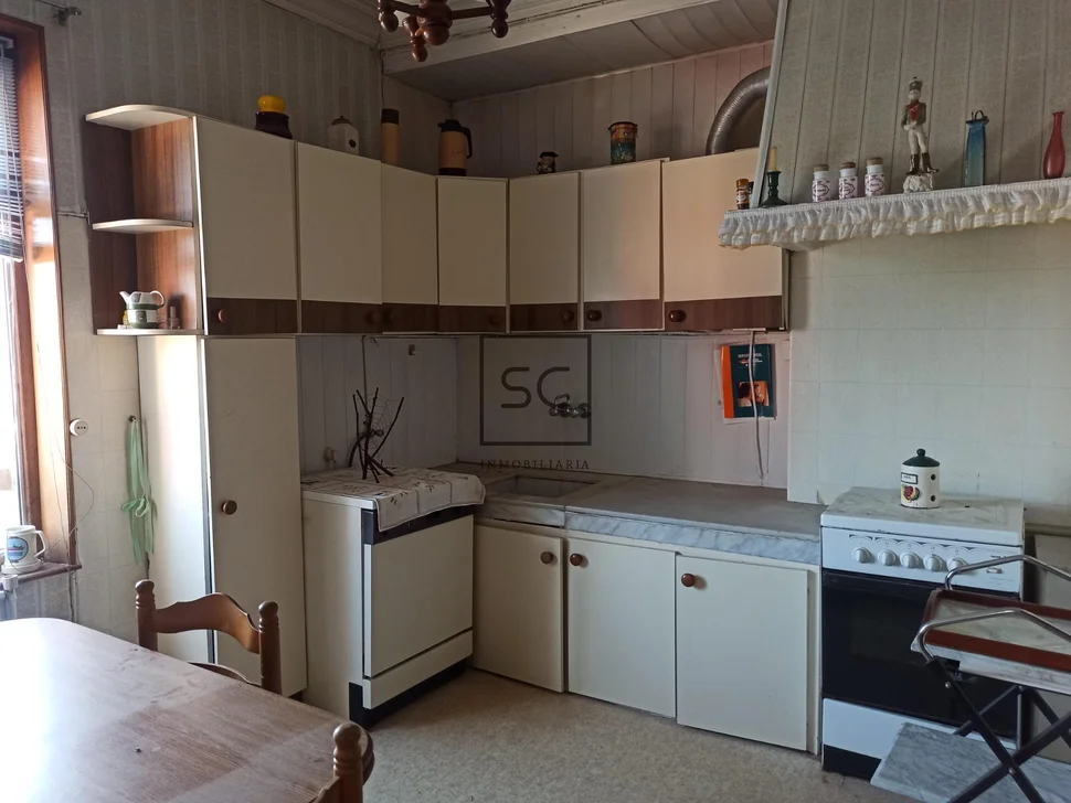 Casa con finca en serantes-ferrol