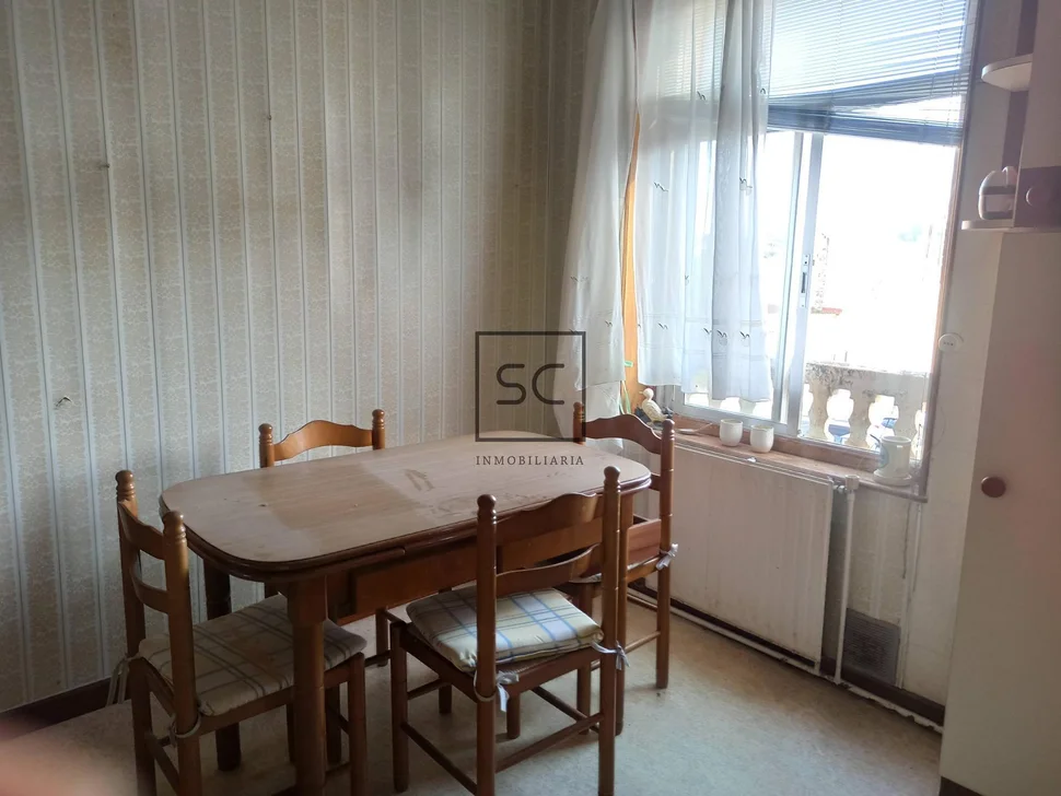 Casa con finca en serantes-ferrol