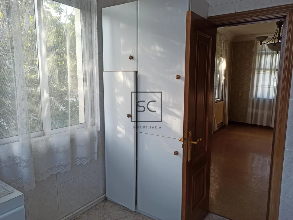 Casa con finca en serantes-ferrol