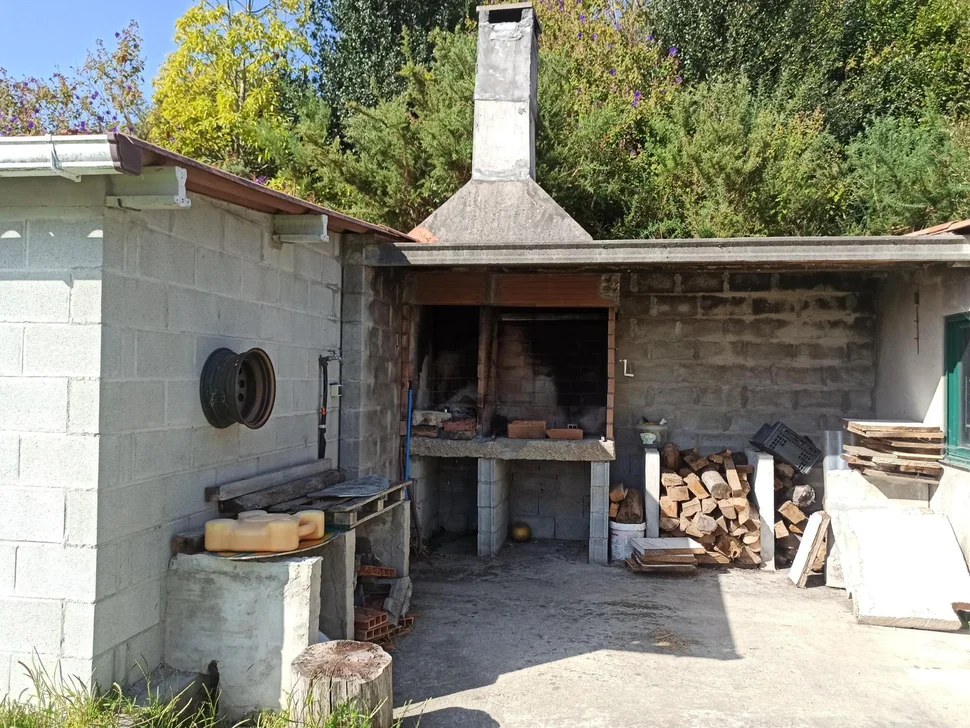 Chalet con piscina en valón-ferrol