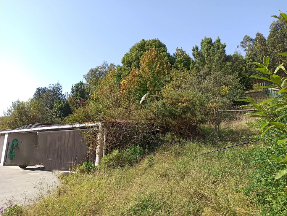 Chalet con piscina en valón-ferrol