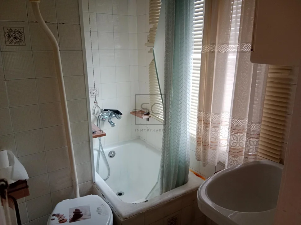 Casa adosada en ares