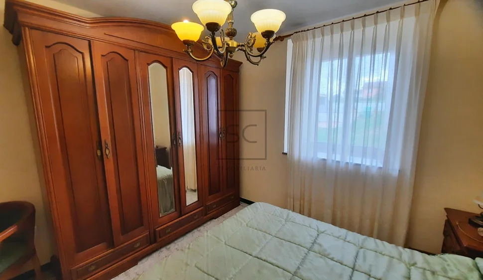 Casa adosada con parcela en lago – valdoviño