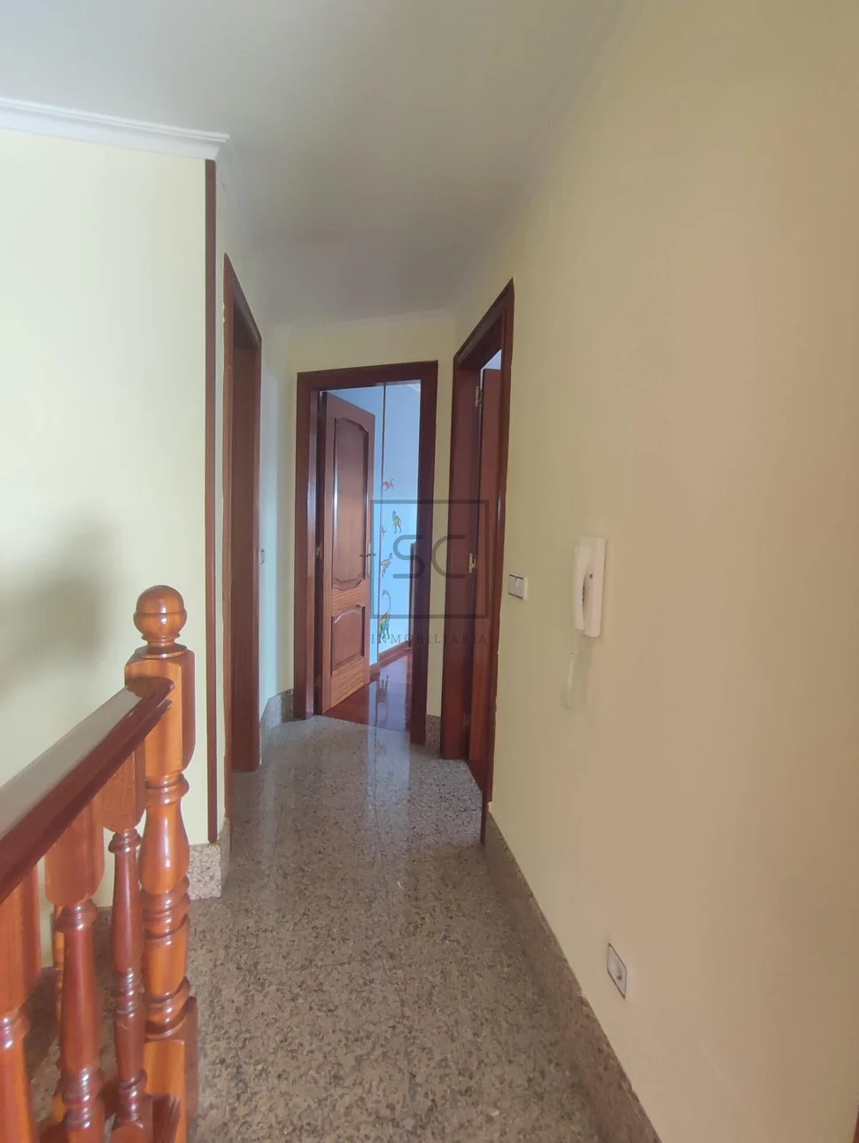 Fabuloso dúplex de protección oficial en el alto de castaño narón