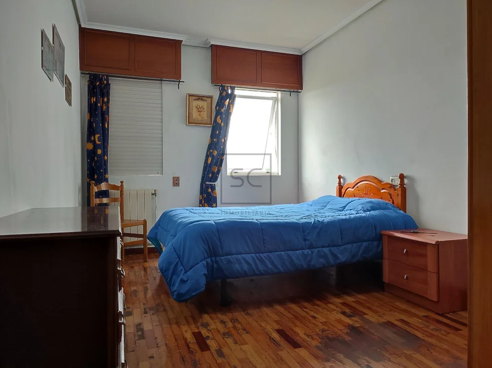 Piso con ascensor y trastero en el ponto narón