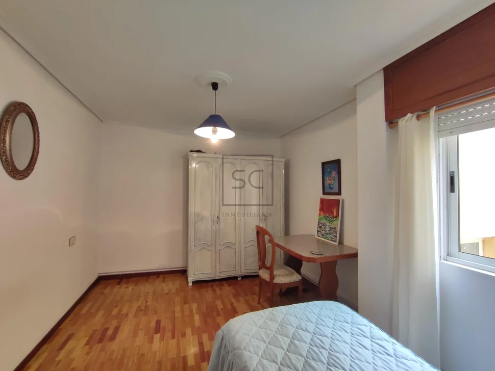 Piso con ascensor y trastero en el ponto narón