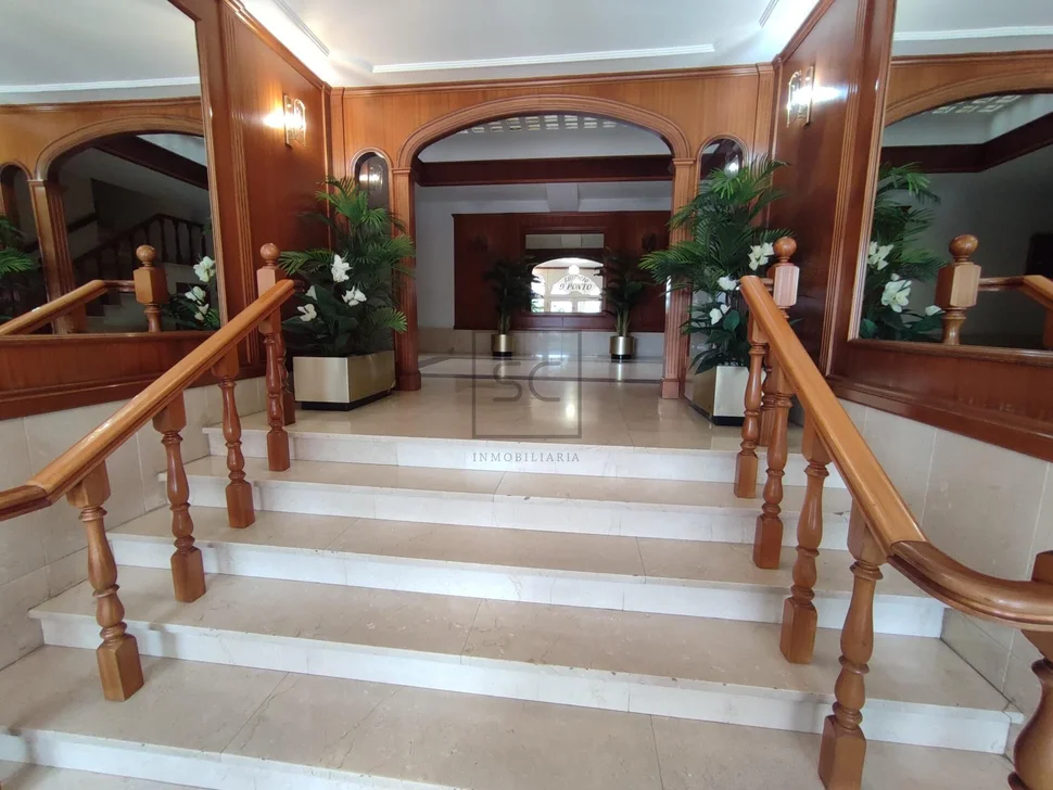 Piso con ascensor y trastero en el ponto narón