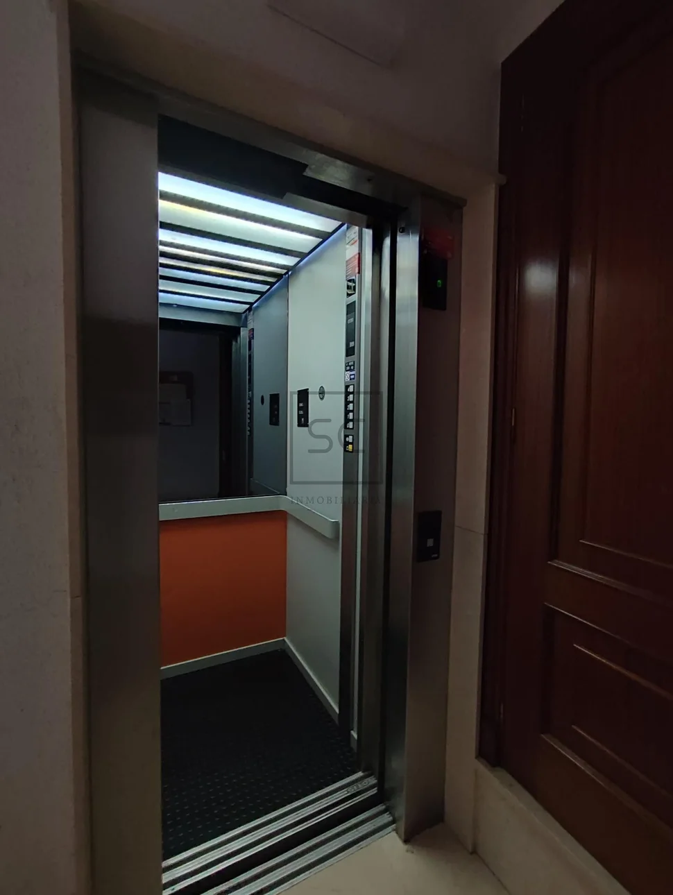 Piso con ascensor y trastero en el ponto narón