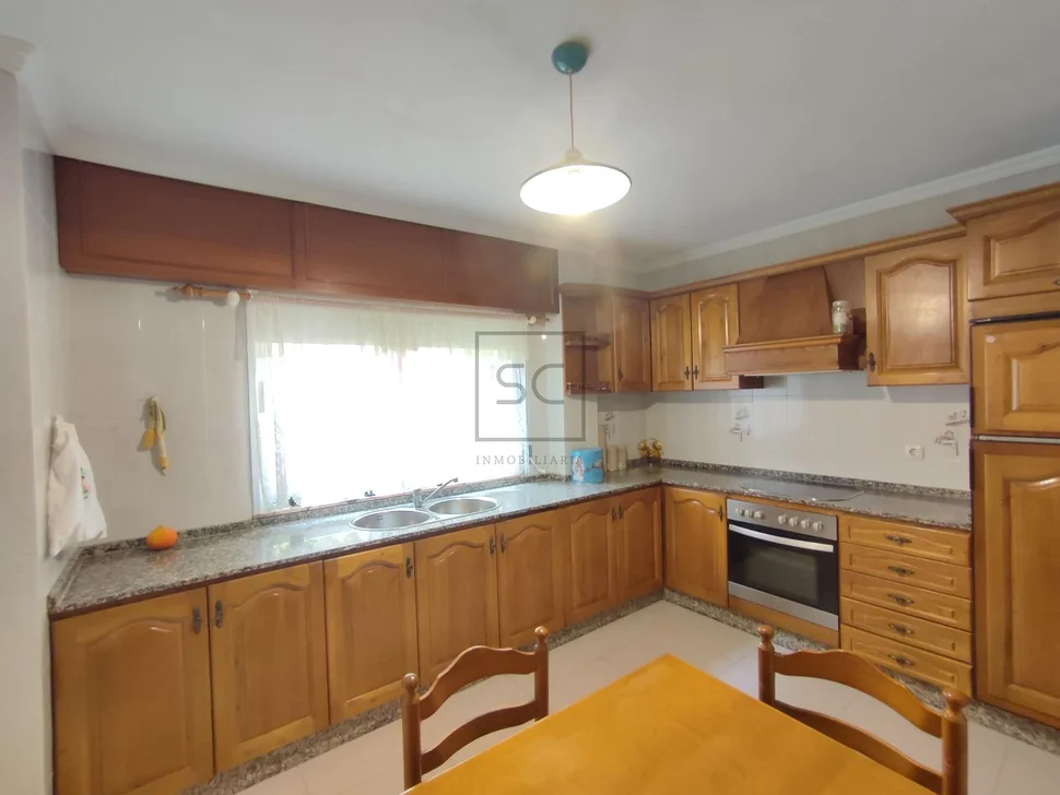 Piso con ascensor y trastero en el ponto narón