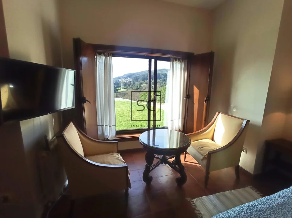 Chalet en cedeira, régoa