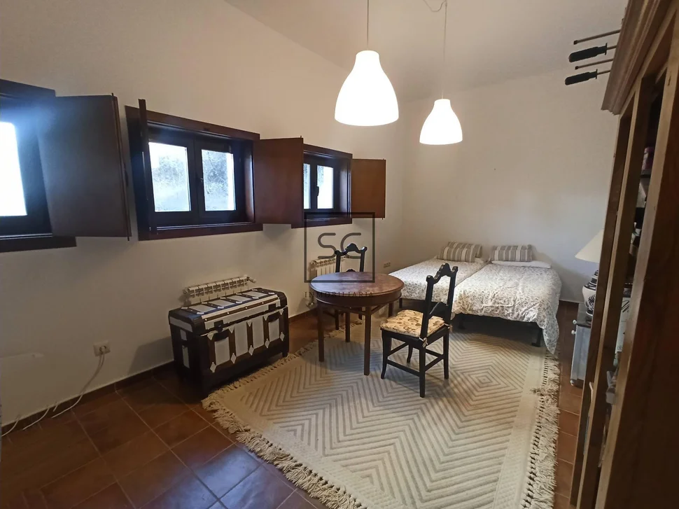 Chalet en cedeira, régoa