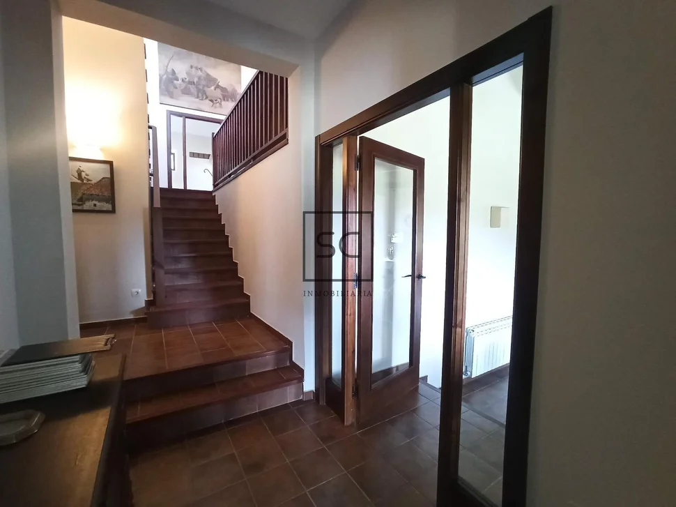 Chalet en cedeira, régoa