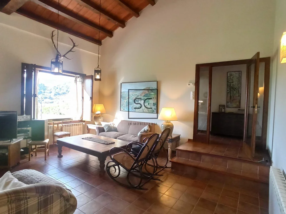 Chalet en cedeira, régoa