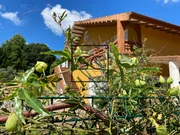 Casa con terreno y piscina