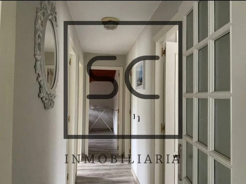 Casa con terreno y piscina