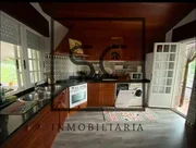 Casa con terreno y piscina