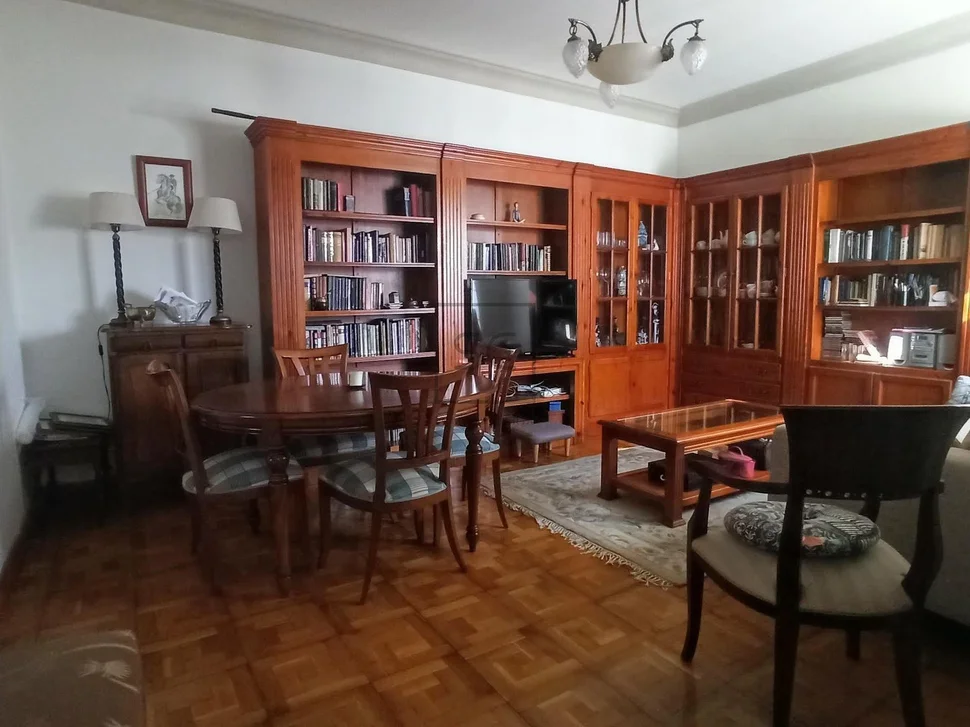 Amplio piso con trastero y parking en ferrol