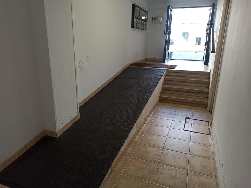 Amplio piso con trastero y parking en ferrol