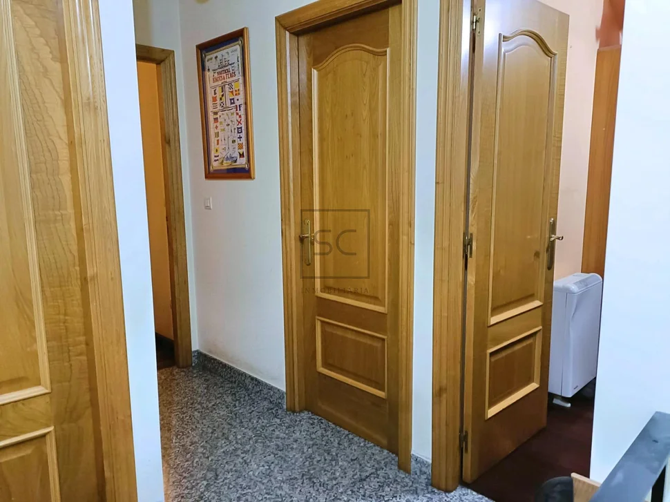 Dúplex con 5 habitaciones en catabois, ferrol