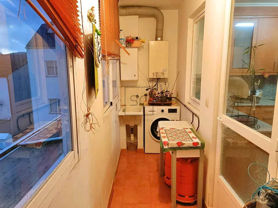 Dúplex con 5 habitaciones en catabois, ferrol