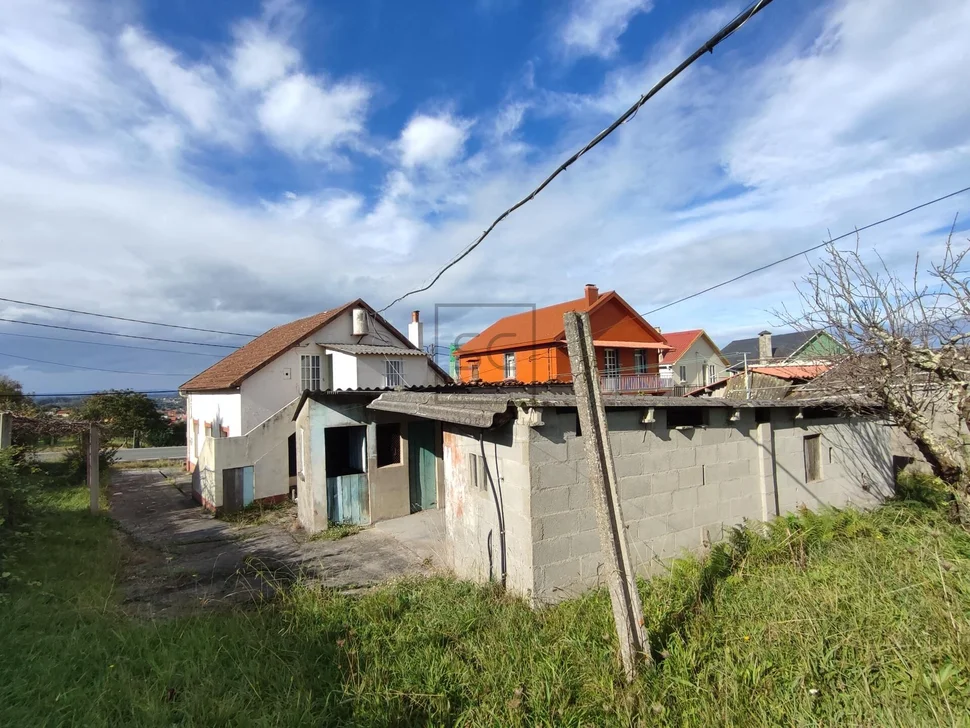 Se vende casa para reforma integral en barallobre (fene)