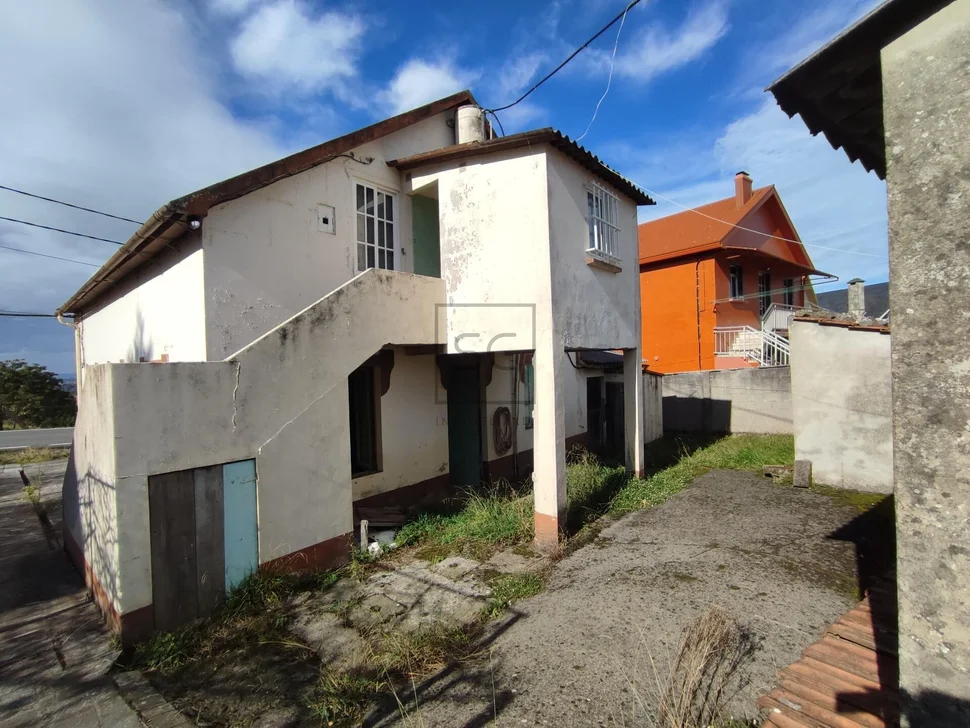 Se vende casa para reforma integral en barallobre (fene)