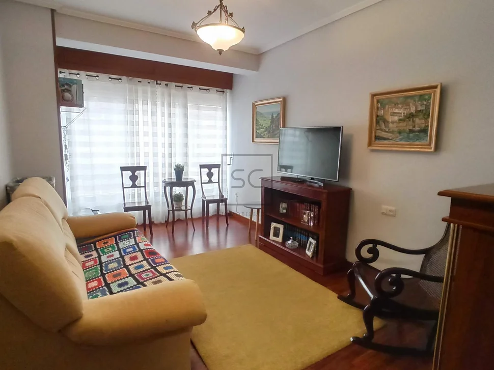 Piso con terraza en canido-ferrol