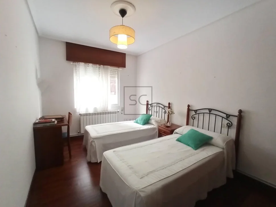 Piso con terraza en canido-ferrol