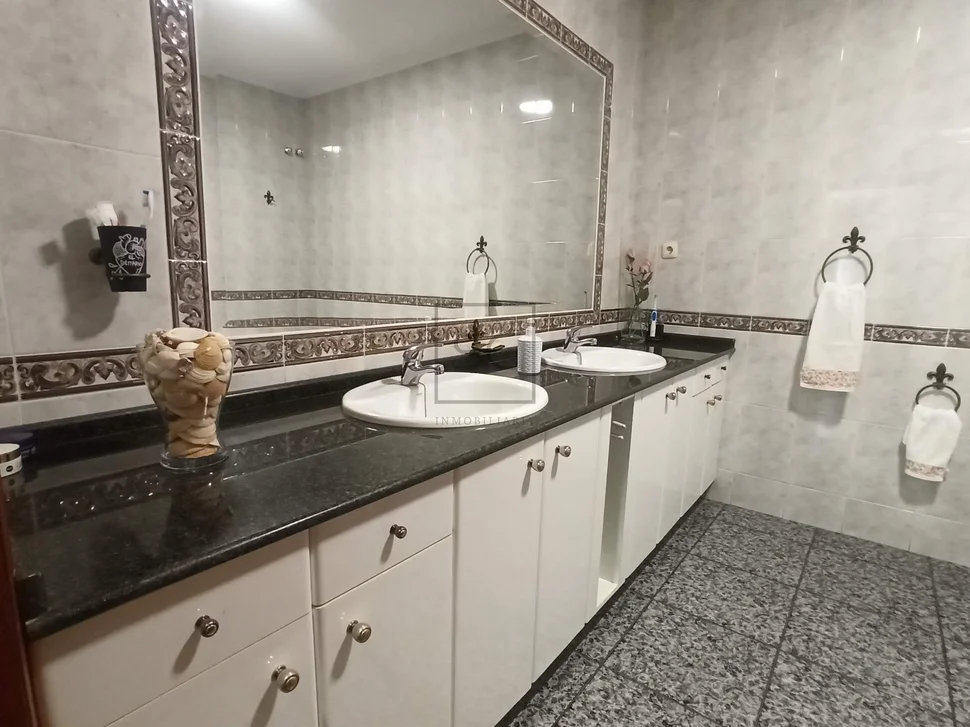 Piso con terraza en canido-ferrol