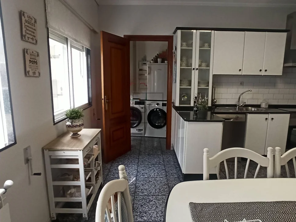 Piso con terraza en canido-ferrol