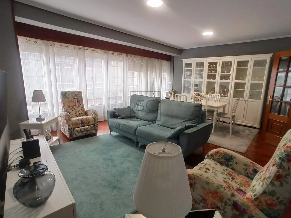 Piso con terraza en canido-ferrol