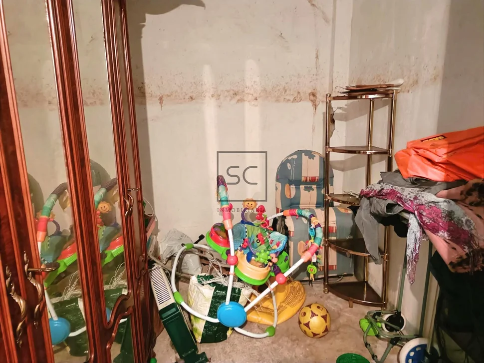 Adosado en Cedeira con patio y bodegas