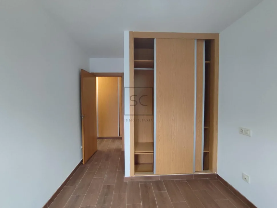 Bonito apartamento con piscina en ares