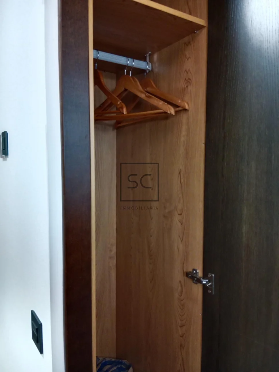 Local comercial freixeiro-narón