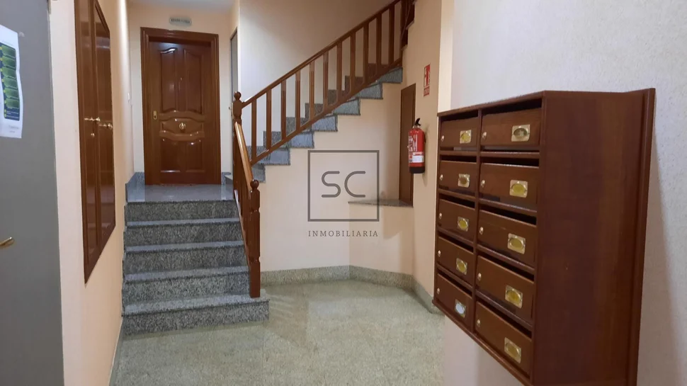 Piso con ascensor, plaza de garaje y trastero en canido