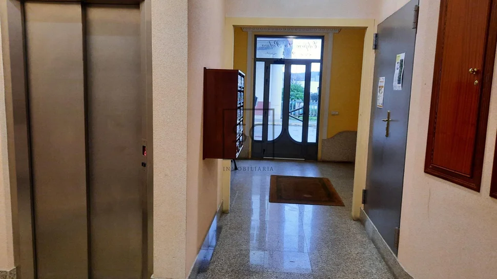 Piso con ascensor, plaza de garaje y trastero en canido