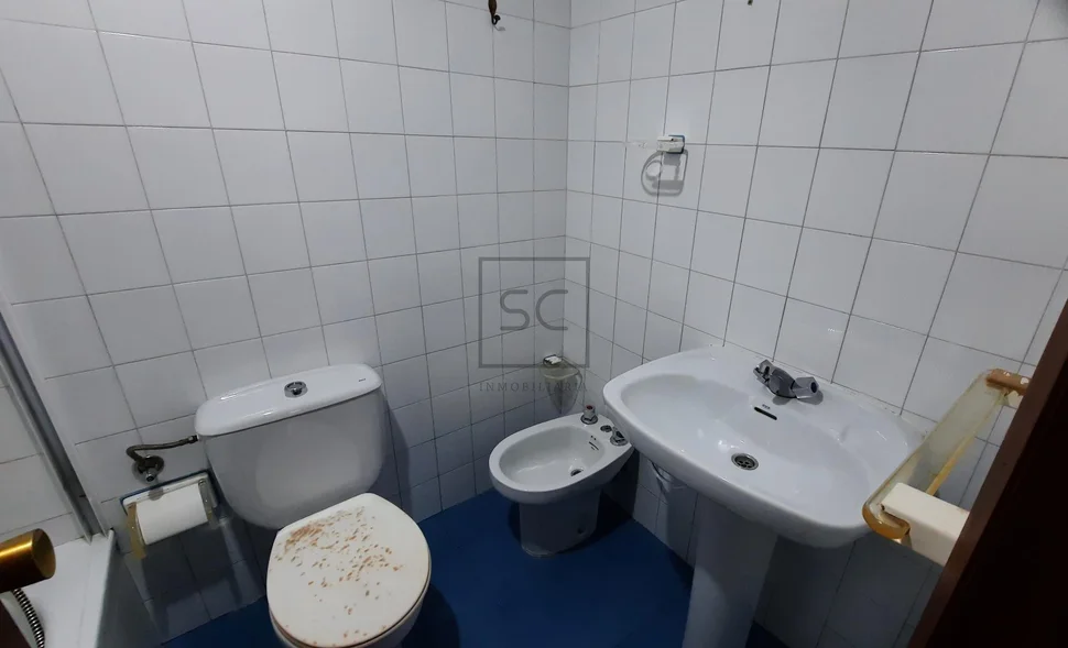 Piso en caranza para pequeña reforma