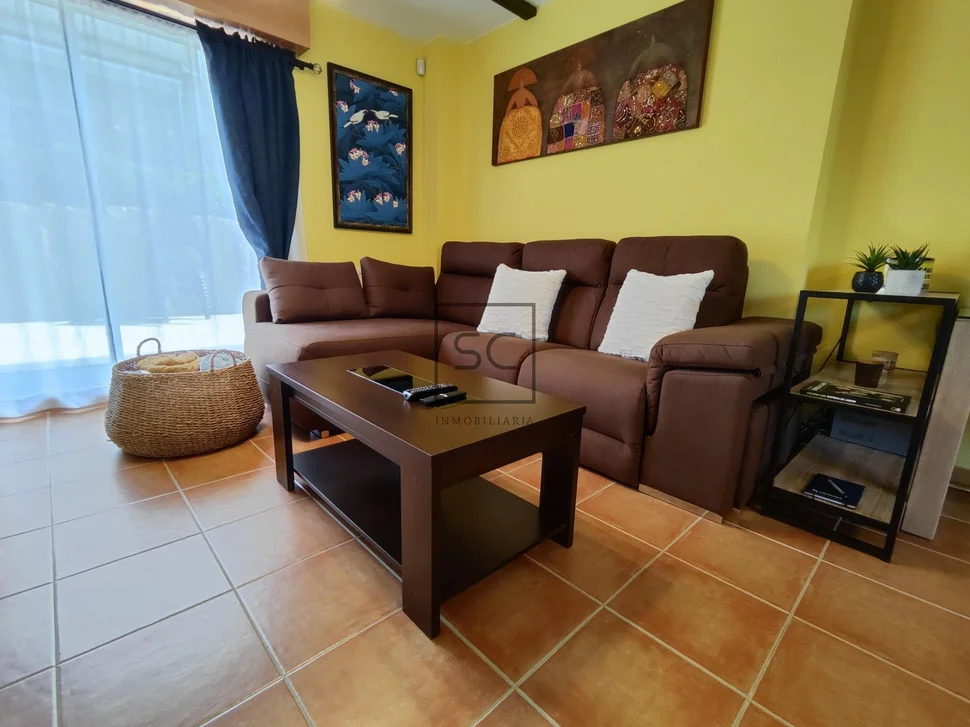 Estupendo adosado al lado de playa o raso en ares