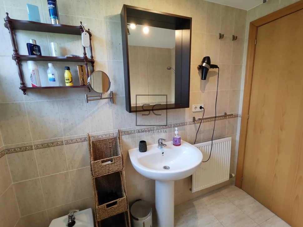 Estupendo adosado al lado de playa o raso en ares