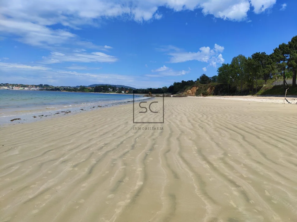 Estupendo adosado al lado de playa o raso en ares