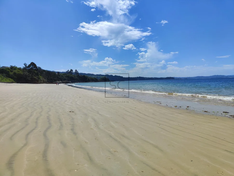 Estupendo adosado al lado de playa o raso en ares