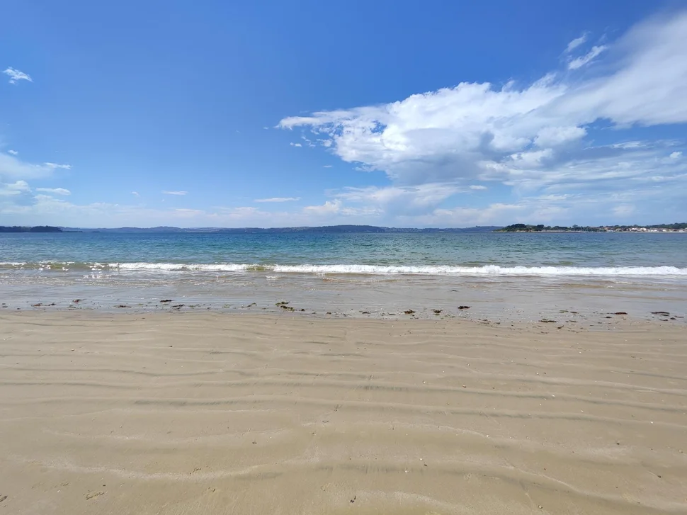 Estupendo adosado al lado de playa o raso en ares