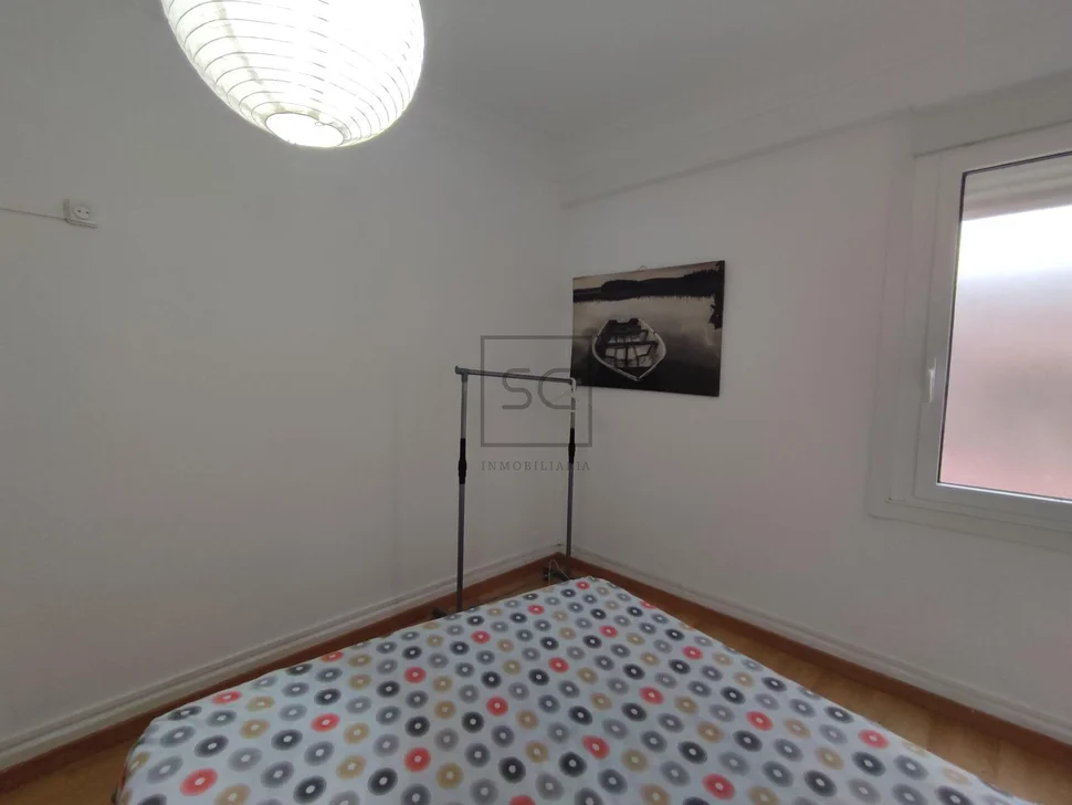 Coqueto piso con terraza en ferrol centro