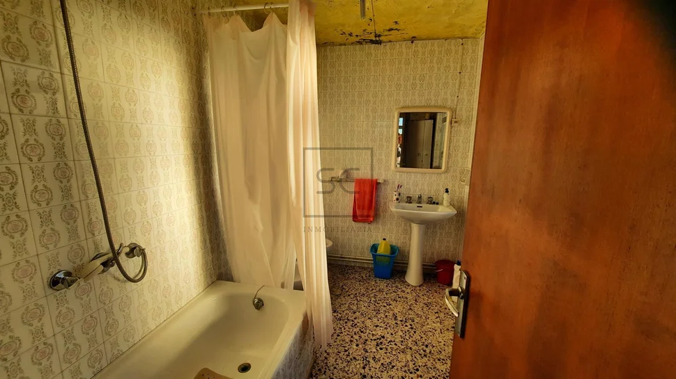 Casa adosada con parcela en pantín