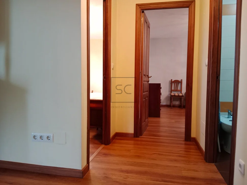 Vivienda con terraza y finca en vilarmaior