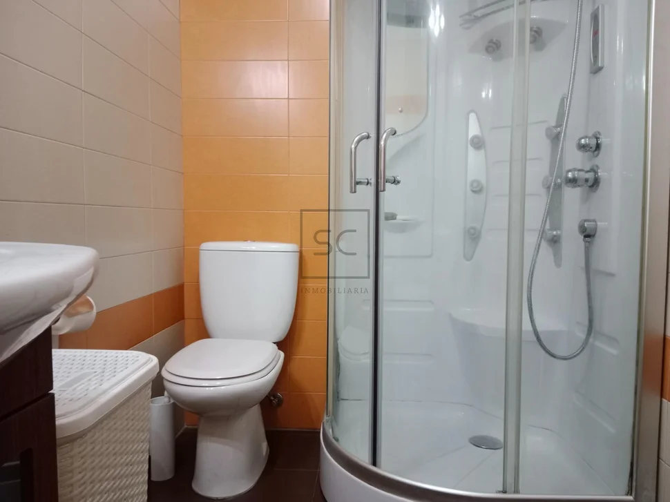 Vivienda con terraza y finca en vilarmaior